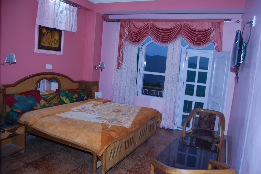 Hotel Ashish Inn Kandāghāt Chambre photo