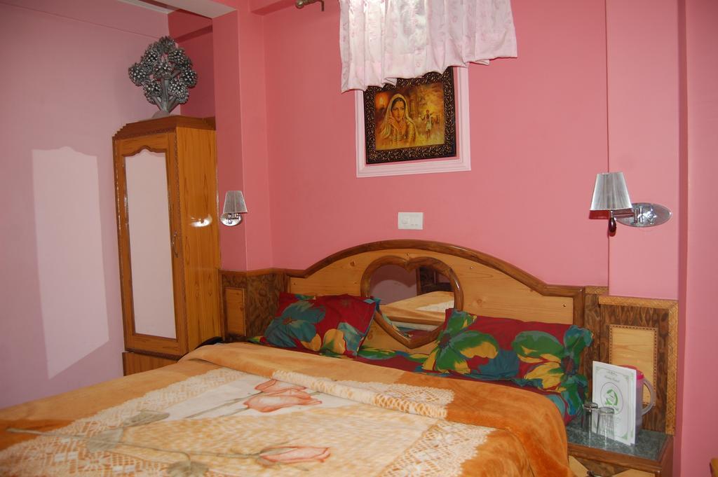 Hotel Ashish Inn Kandāghāt Chambre photo